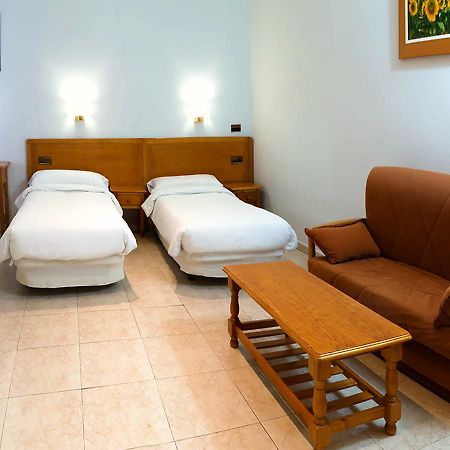 Hostal La Maya 세르세디야 외부 사진
