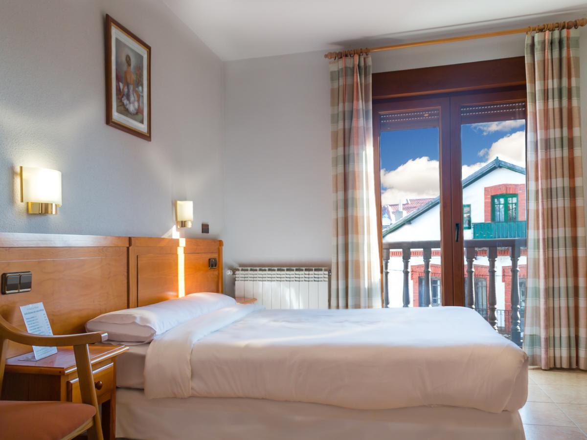 Hostal La Maya 세르세디야 외부 사진